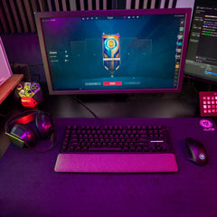 Daybreak Gaming Family Black